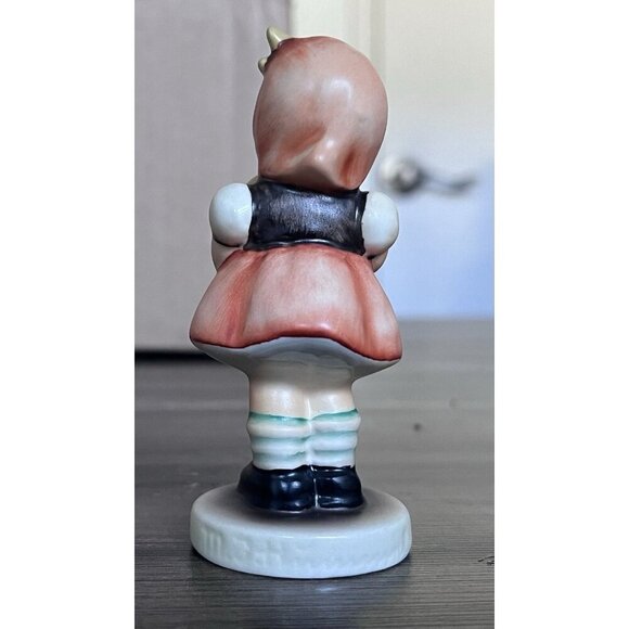 Vintage Goebel Hummel Germany Girl With Doll 239B 1967 - Picture 3 of 6